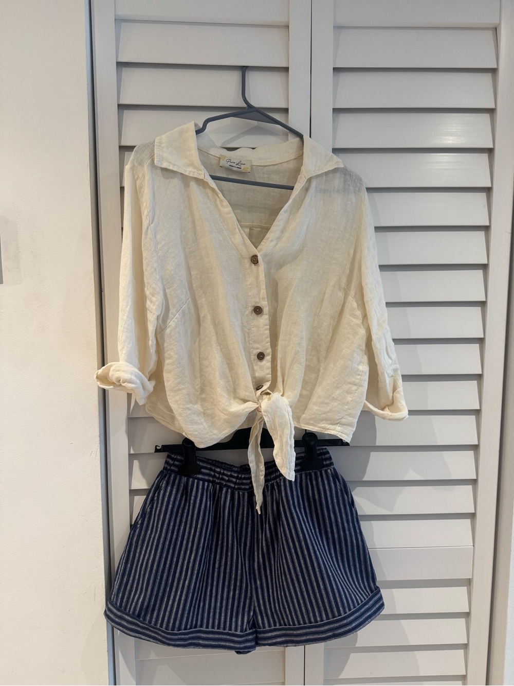 Tied Front Button Linen Shirt in Cream